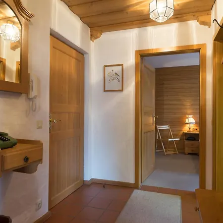 Hoehn-schmidt Apartamento